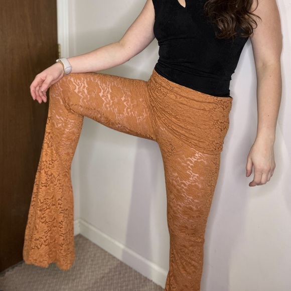 Free People We Are Hot As Hell All Tied Up Lace Bell Bottom Pants NEW With Tags - Picture 5 of 12